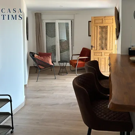 Homestay Casatims - Adults Only *